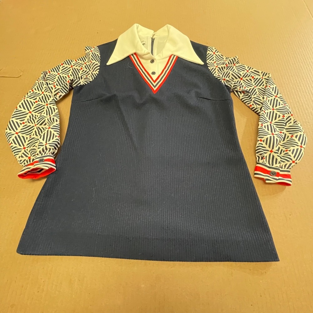 Vintage 1970s "The Kollection Ltd." Mod Geometric Illusion Dress Sz Small